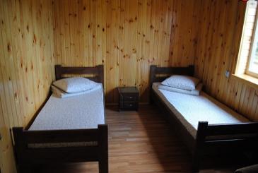 2 спальні кімнати